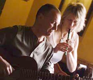 Landermason (duo) @ Orpington Folk Club, the Change of Horses 2007