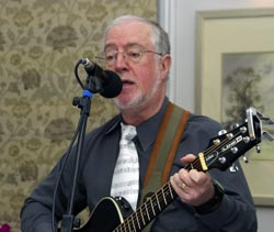 Robin Slater @ Orpington Folk Club the Change of Horses 2011